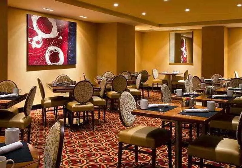 호텔 New York Marriott East Side