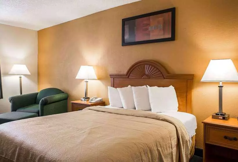 فندق Quality Inn