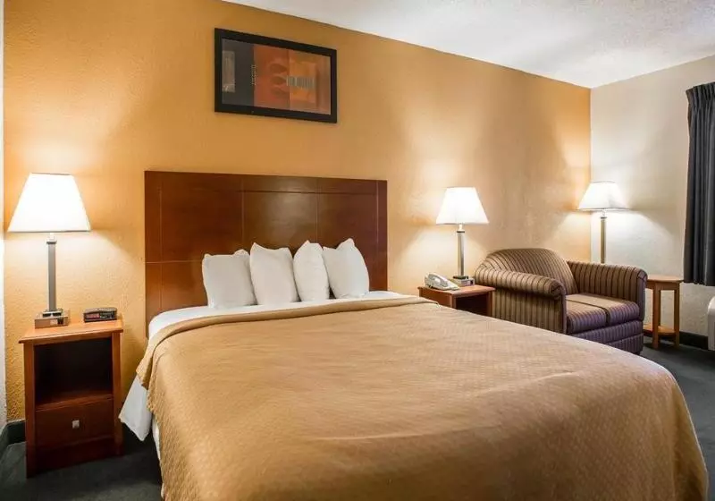 فندق Quality Inn