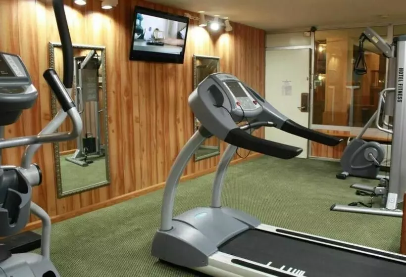 فندق Quality Inn