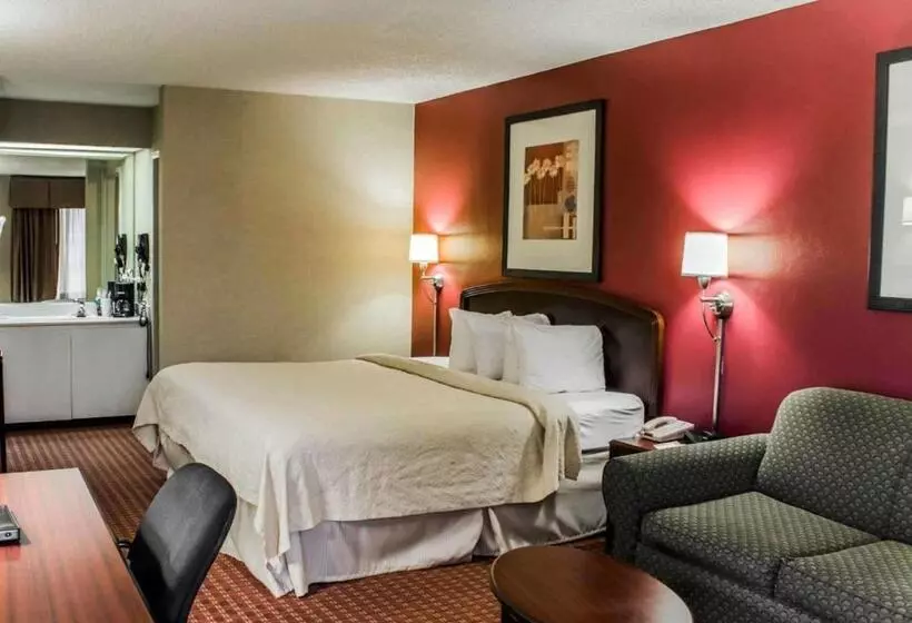 فندق Quality Inn Roanoke Near Lake Gaston