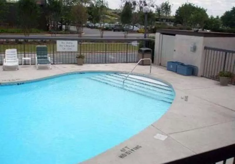 فندق Quality Inn Roanoke Near Lake Gaston