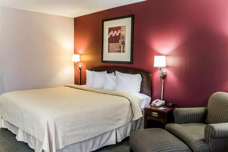 فندق Quality Inn Roanoke Near Lake Gaston