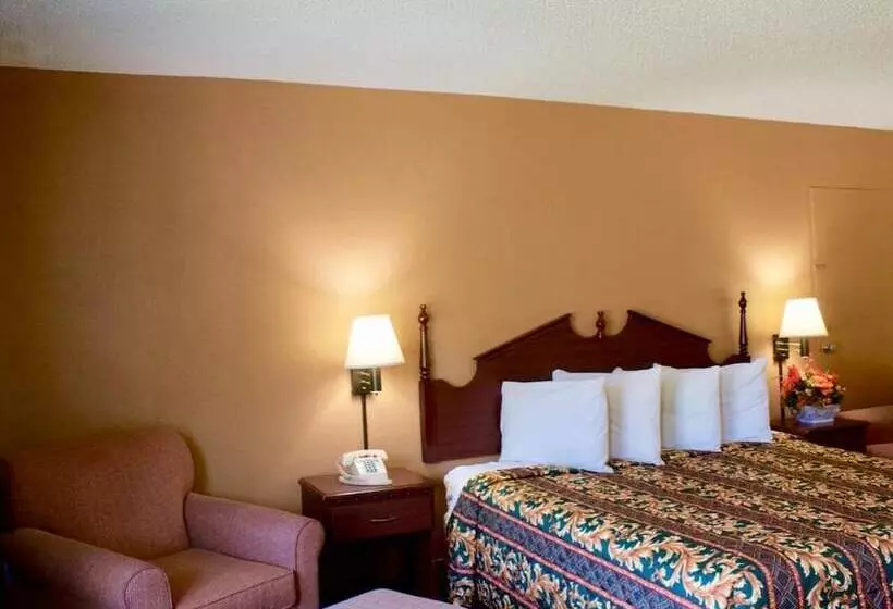 فندق Rodeway Inn