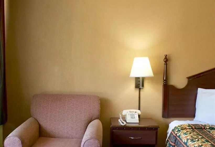 فندق Rodeway Inn