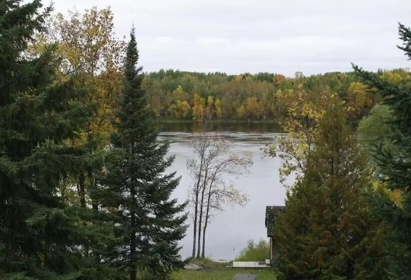Szálloda Riverfront