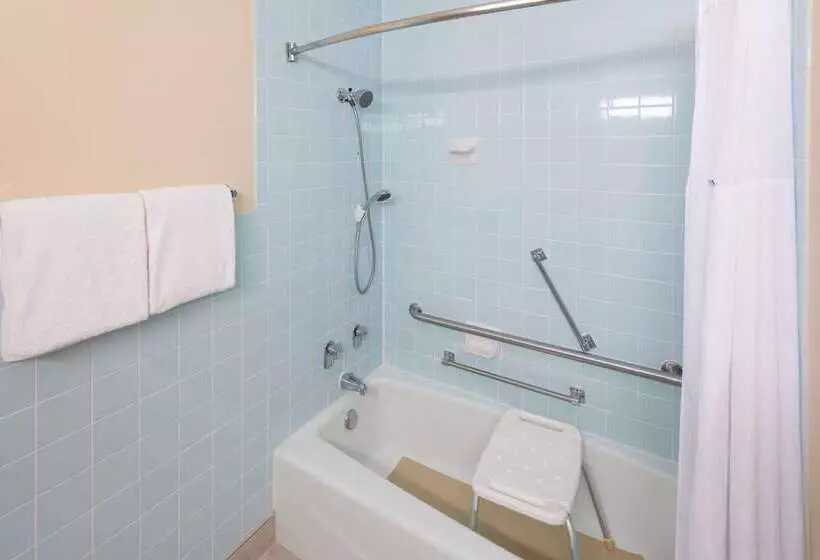 モーテル Super 8 By Wyndham Hope