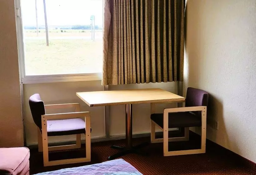 فندق على الطريق Usa Inn Junction City Near Fort Riley