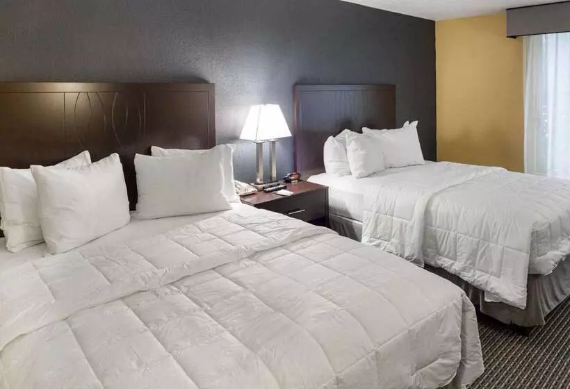 리조트 Quality Inn