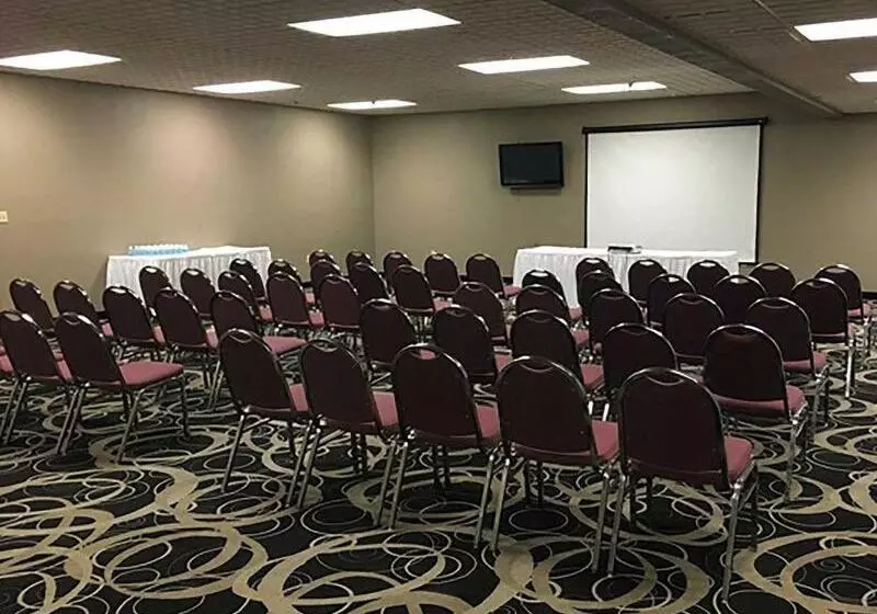 리조트 Quality Inn