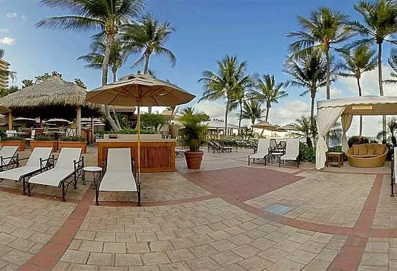 リゾートホテル Palmeiras Beach Club At Grove Isle