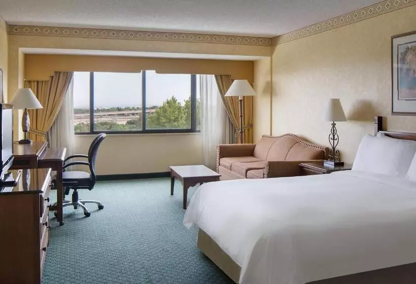 Отель Albuquerque Marriott Pyramid North