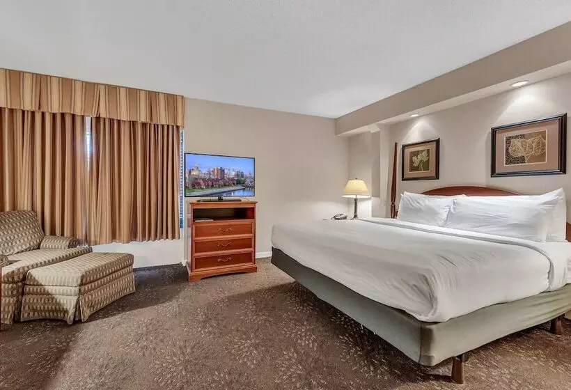 Otel Buffalo Airport