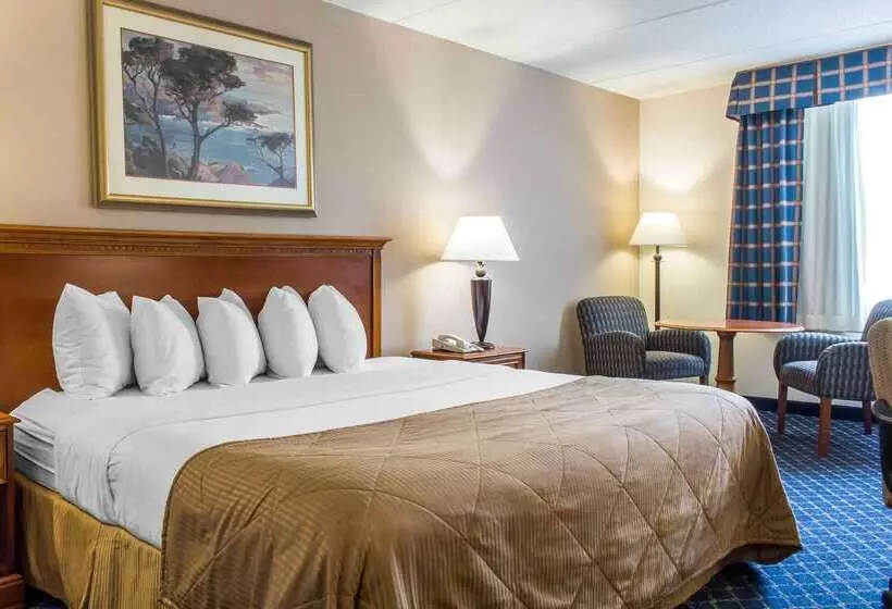 Clarion Hotel & Conference Center