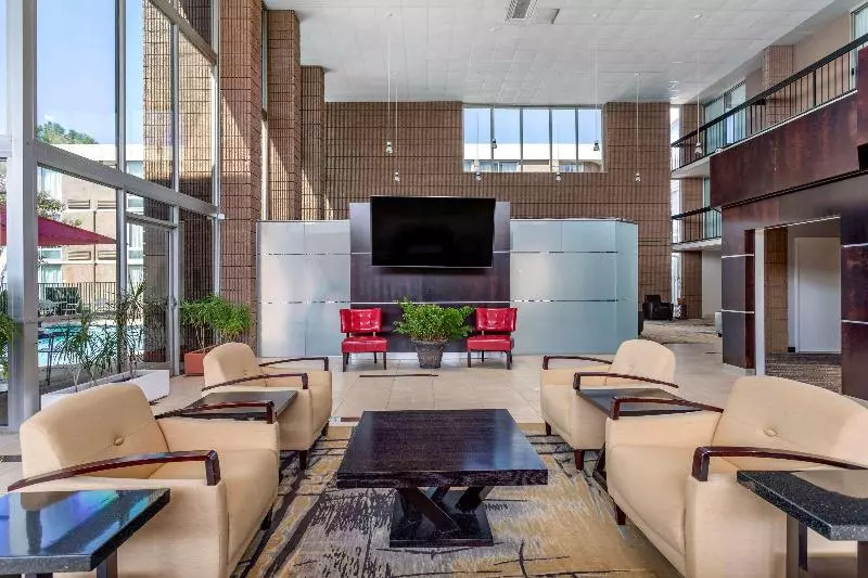 בית מלון כפרי Clarion Inn Sheffield Muscle Shoals