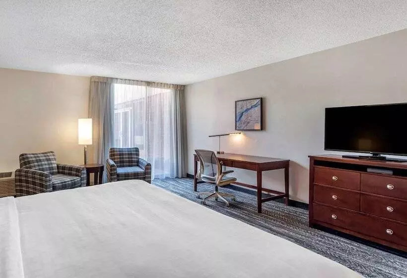 בית מלון כפרי Clarion Inn Sheffield Muscle Shoals