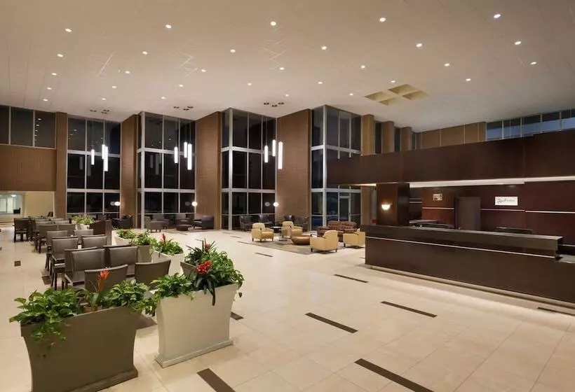 בית מלון כפרי Clarion Inn Sheffield Muscle Shoals