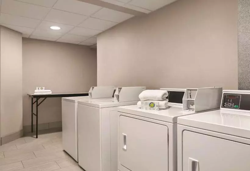 فندق Country Inn & Suites By Radisson, Williamsburg East Busch Gardens , Va