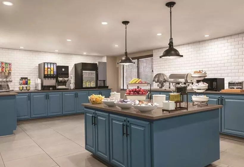 فندق Country Inn & Suites By Radisson, Williamsburg East Busch Gardens , Va