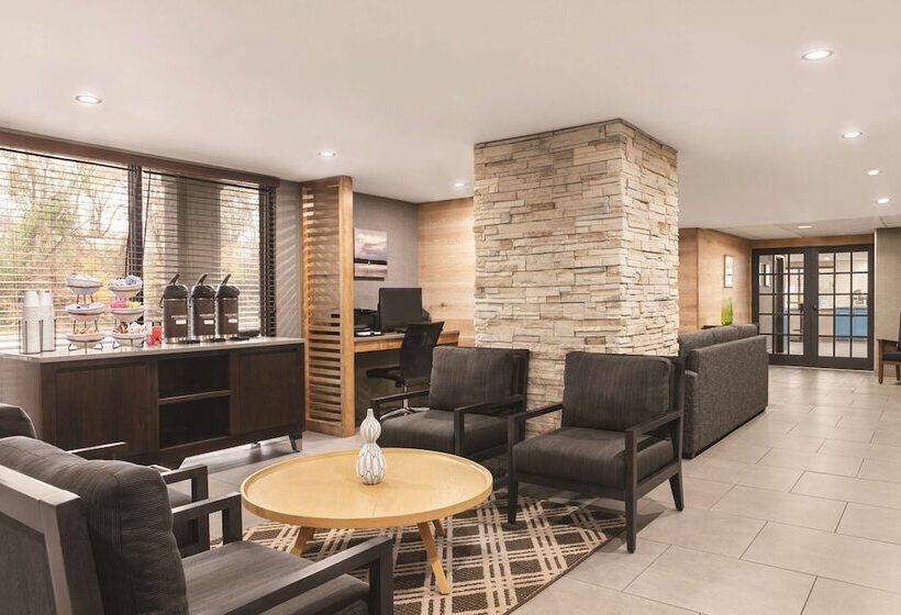 בית מלון כפרי Country Inn & Suites By Radisson, Williamsburg East Busch Gardens , Va