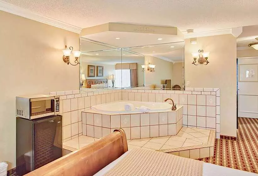 Otel Days Inn & Suites By Wyndham Johnson City