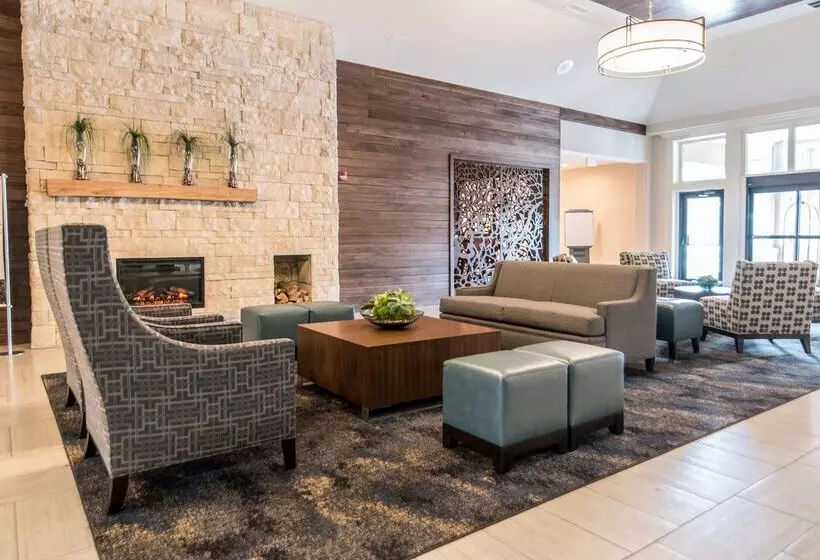 Отель Wyndham Garden Westlake