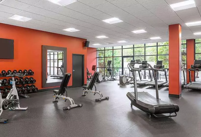 Szálloda Doubletree By Hilton Madison Downtown