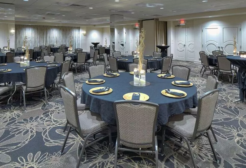 Szálloda Doubletree By Hilton Madison Downtown