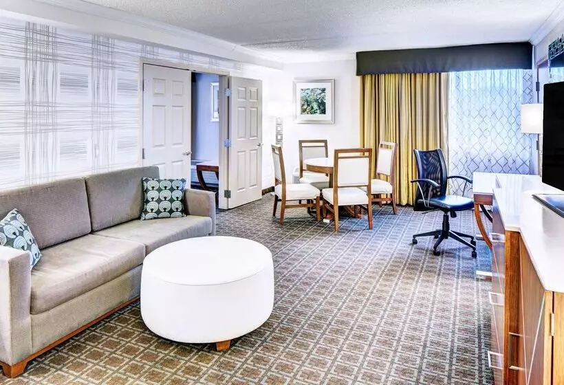 Otel Doubletree By Hilton Madison Downtown