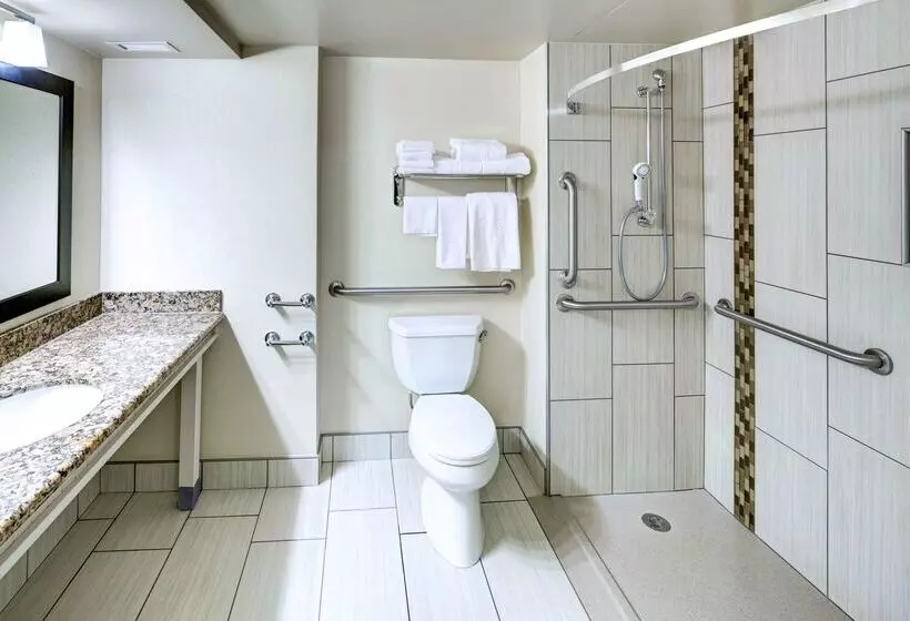 Szálloda Doubletree By Hilton Madison Downtown