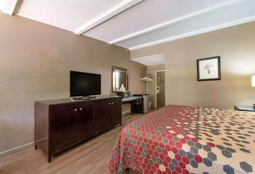 Otel Econo Lodge