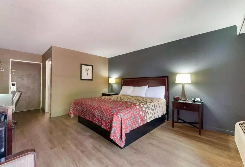 Otel Econo Lodge