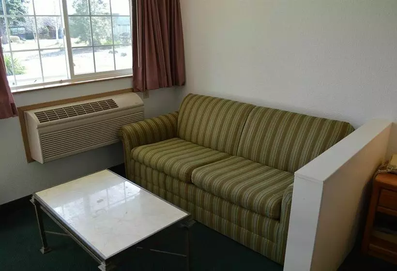 ホテル Econo Lodge Inn & Suites Spokane