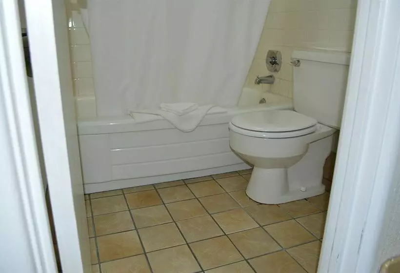 ホテル Econo Lodge Inn & Suites Spokane