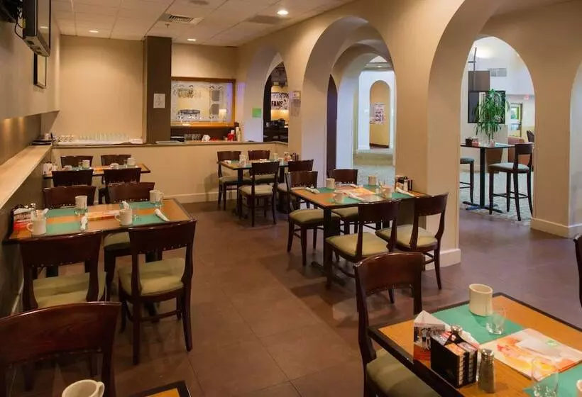 Greentree Hotel Phoenix West