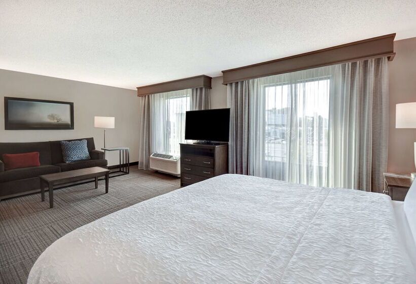 فندق Hampton Inn & Suites Alexandria Old Town Area South