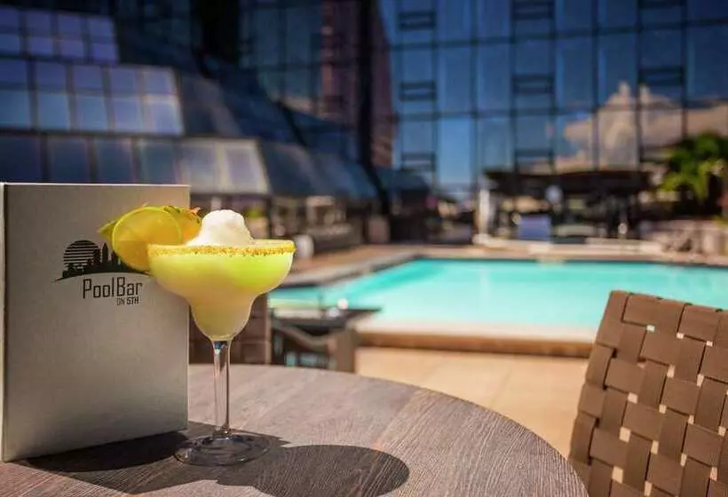 فندق Hilton Tampa Downtown