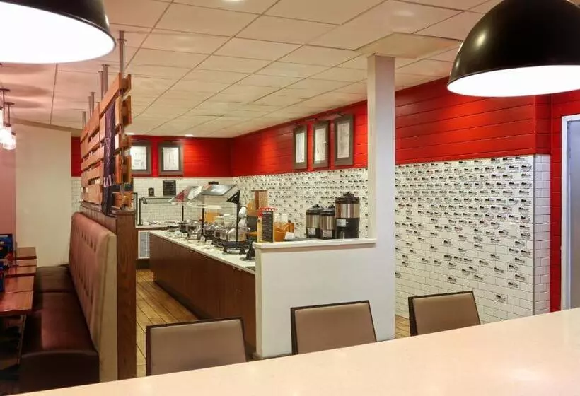 هتل Holiday Inn Nashville Vanderbilt, An Ihg