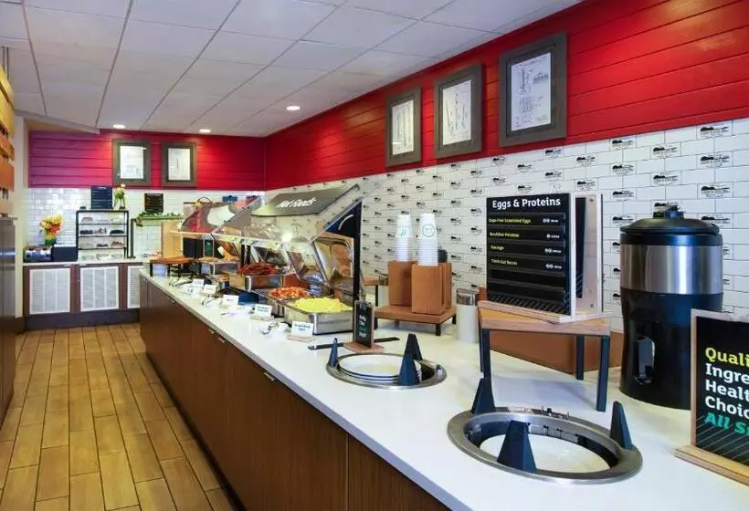 هتل Holiday Inn Nashville Vanderbilt, An Ihg