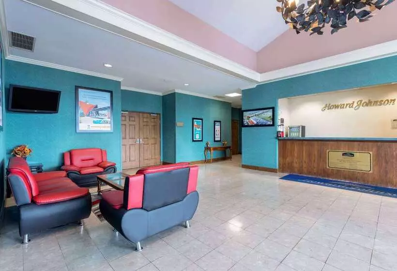 Howard Johnson Hotel & Conference Center By Wyndham Salem