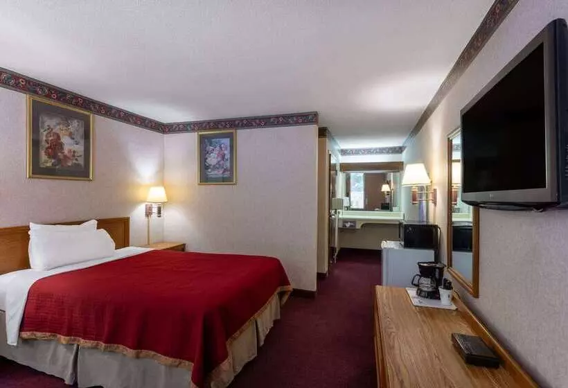 Howard Johnson Hotel & Conference Center By Wyndham Salem