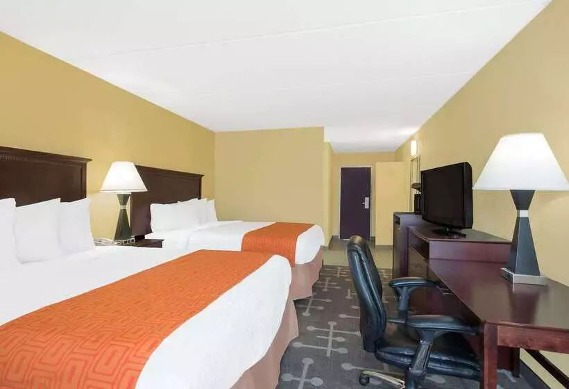 Hotelli Howard Johnson By Wyndham Saugerties