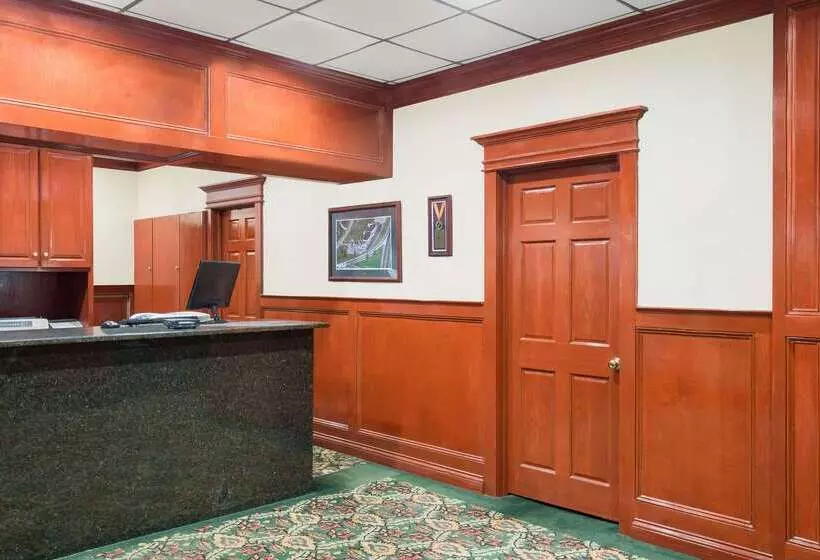 Hotelli Howard Johnson By Wyndham Saugerties