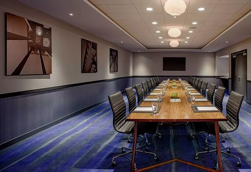 Отель Hyatt Regency Minneapolis