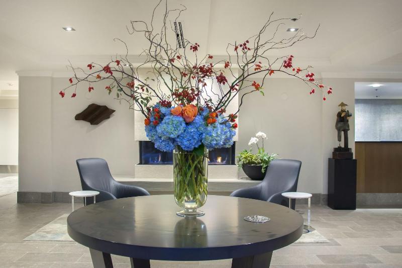 هتل Inn At The Market