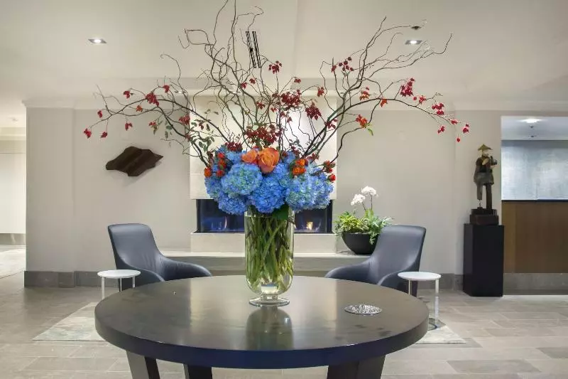 Отель Inn At The Market