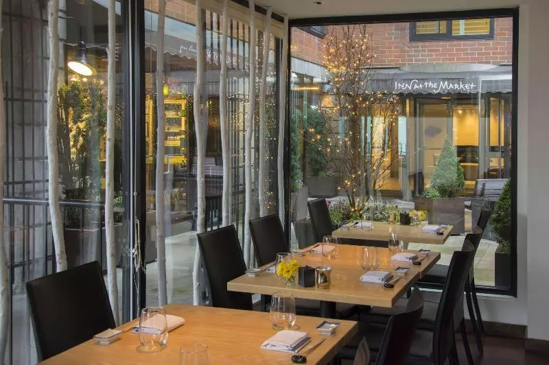 Отель Inn At The Market