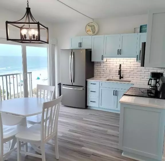 Otel Island Inn Beach Resort