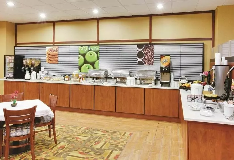 فندق La Quinta Inn & Suites Pittsburgh North