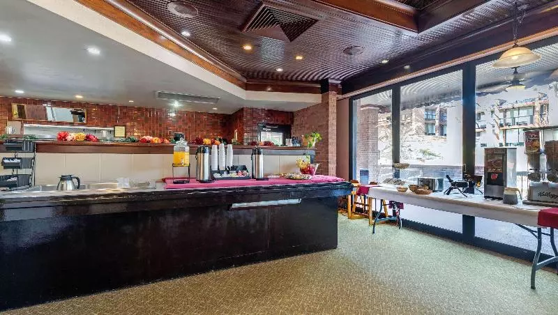 Magnuson Grand Hotel And Conference Center Tyler